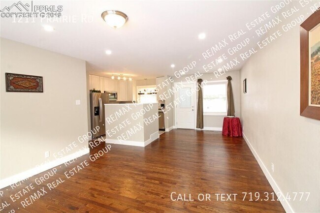 Foto del edificio - 1211 Prairie Rd