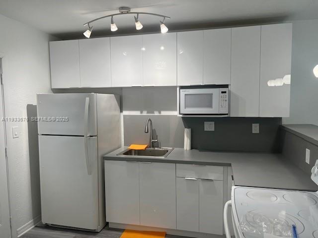 Foto del edificio - 1600 NE 114th St