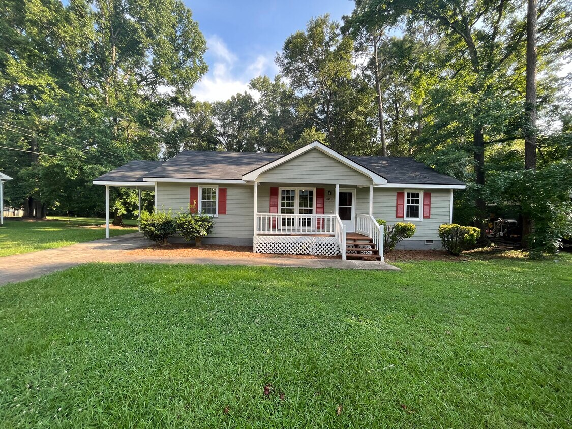 Primary Photo - 1135 Spring Creek Cir