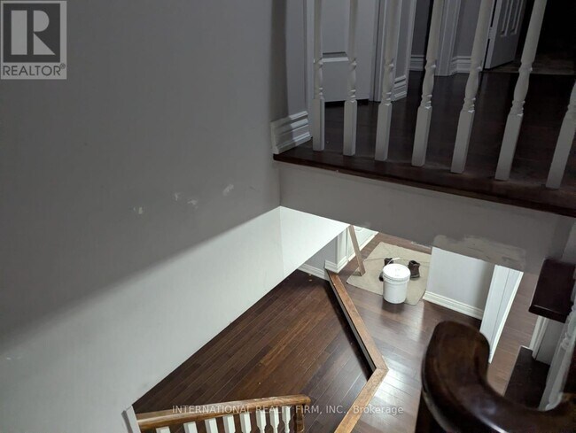 Building Photo - 28 Hettersley Dr