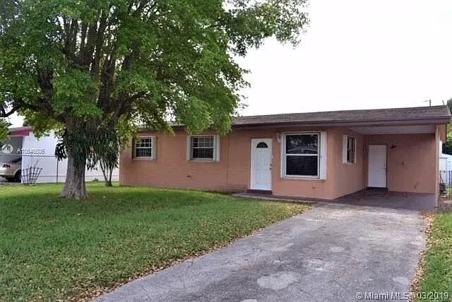 Foto principal - 10872 SW 222nd Dr
