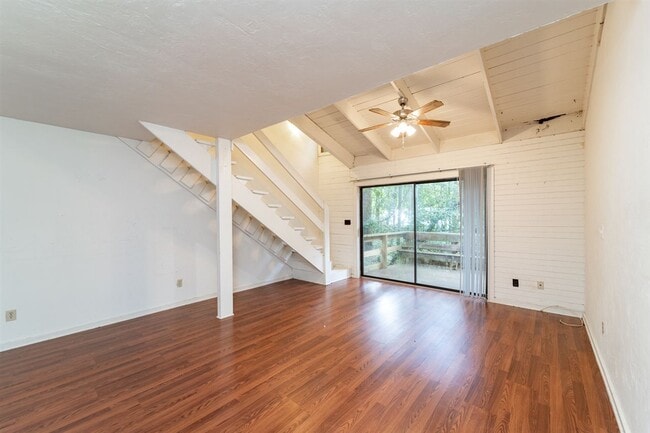 Building Photo - 1349 Rumba Ln