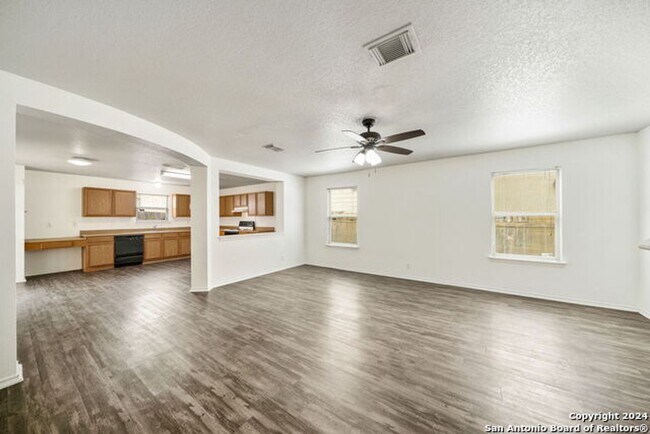 Foto del edificio - 3 Bedrooms 2.5 Bathroom located in Sagewoo...
