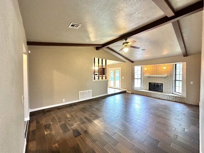 Foto del edificio - 3 Bed 2 Bath Home in Windsor Estates