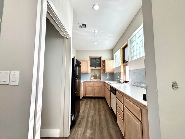 Building Photo - 540 S Federal Hwy