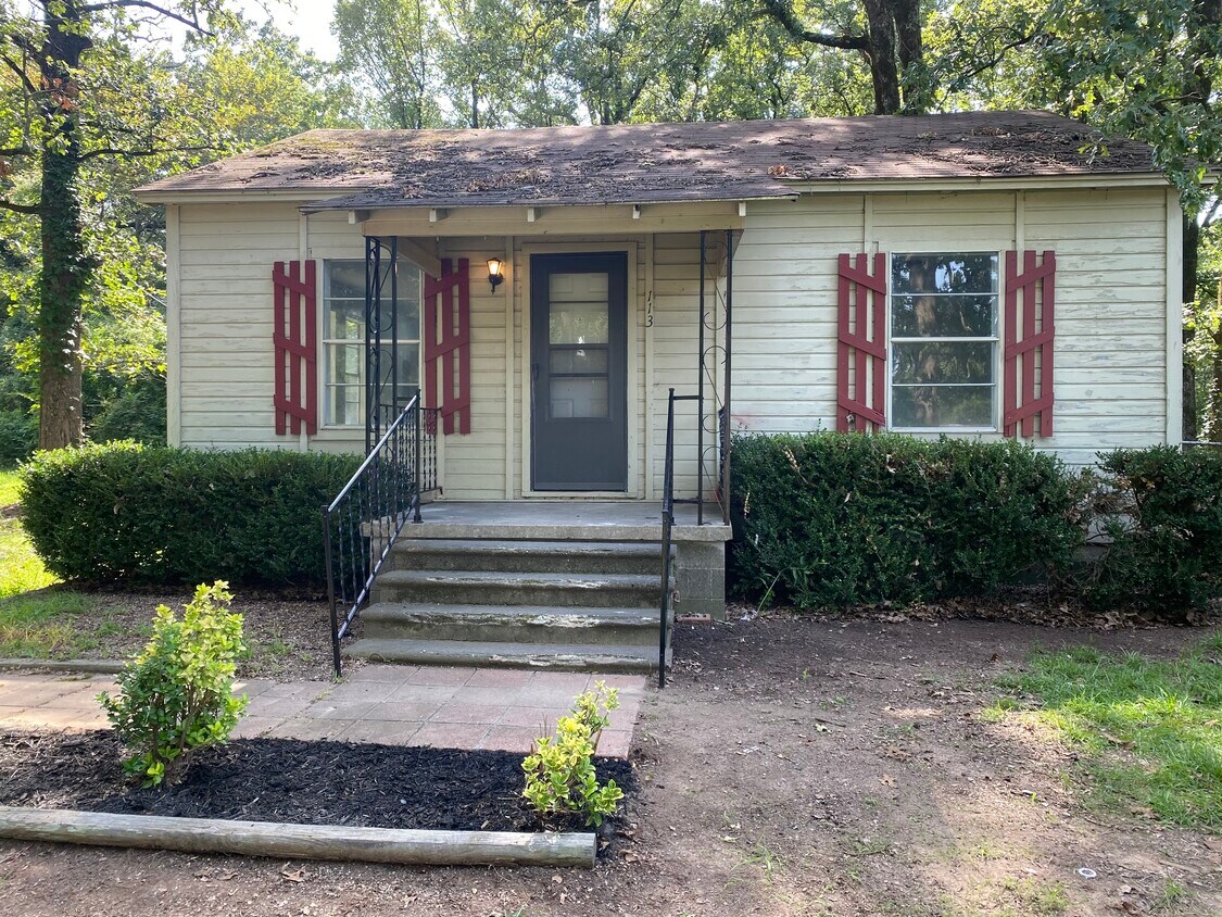 215 Garden Rd, Hooks, TX 75561 House Rental in Hooks, TX