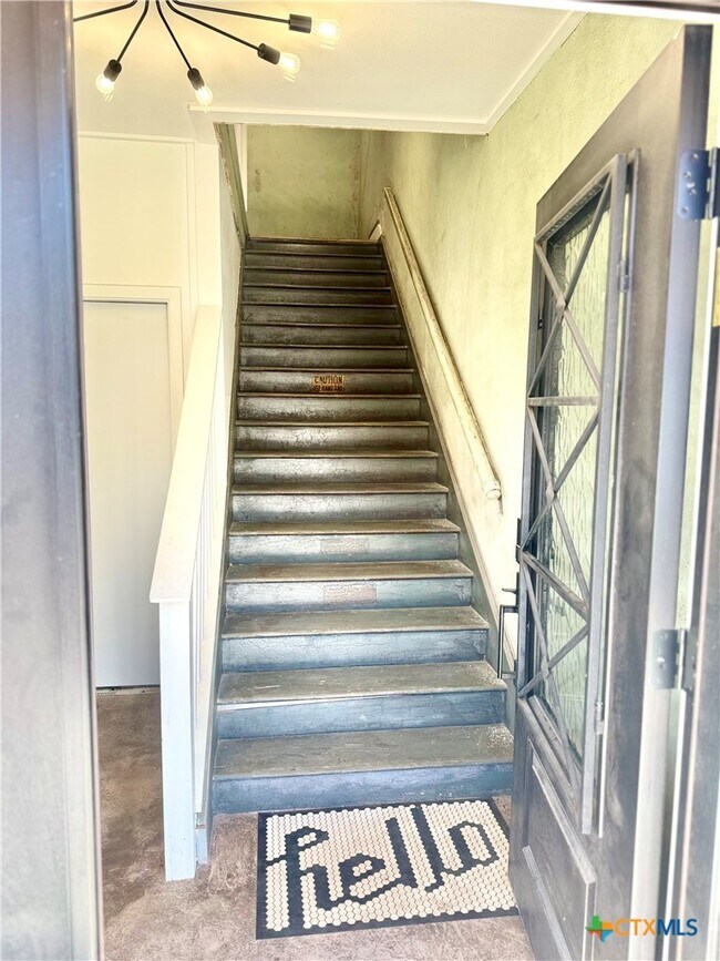 Foto del edificio - 123 W May St