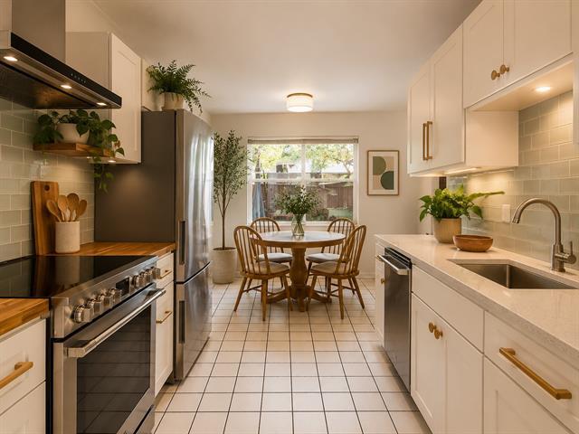 Building Photo - 7716 El Santo Ln