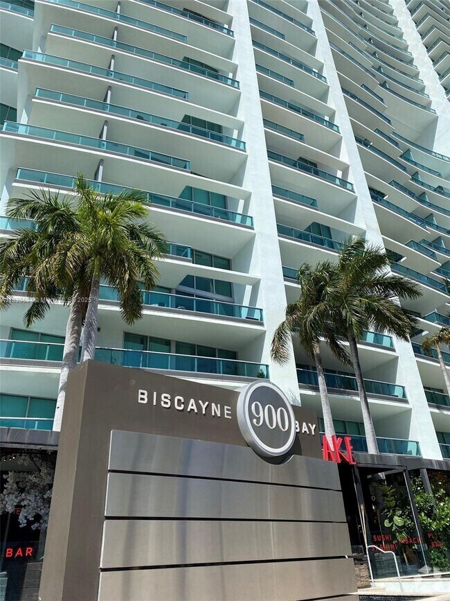 Building Photo - 900 Biscayne Blvd