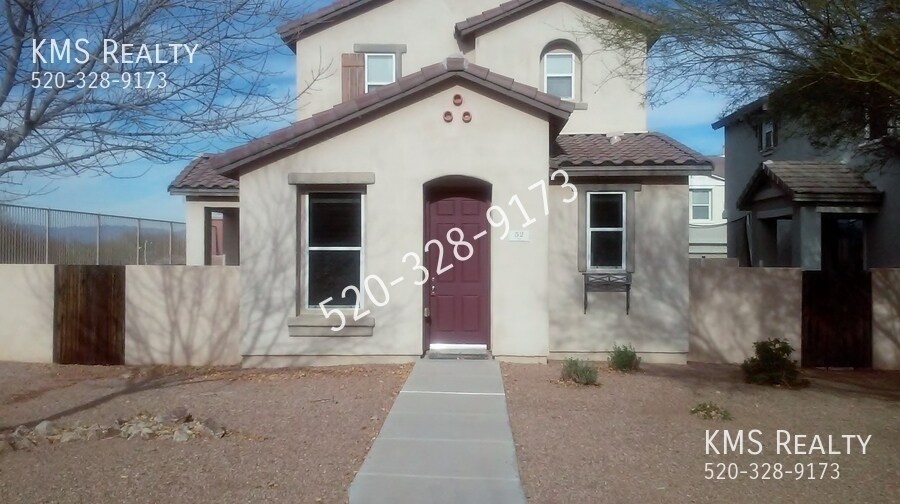 Primary Photo - 3 Beds / 2 1/2 bath Home - OWNER/AGENT