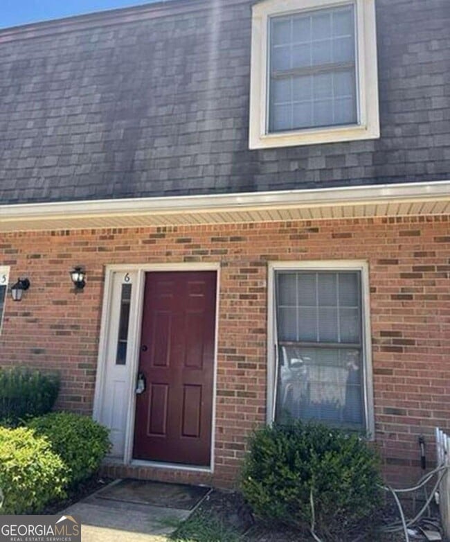 Foto del edificio - 3730 Old Flowery Branch Rd