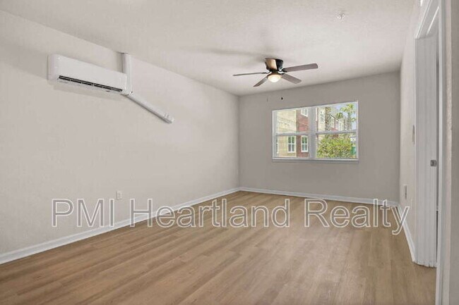 Foto del edificio - 260 Spanish Moss Cir
