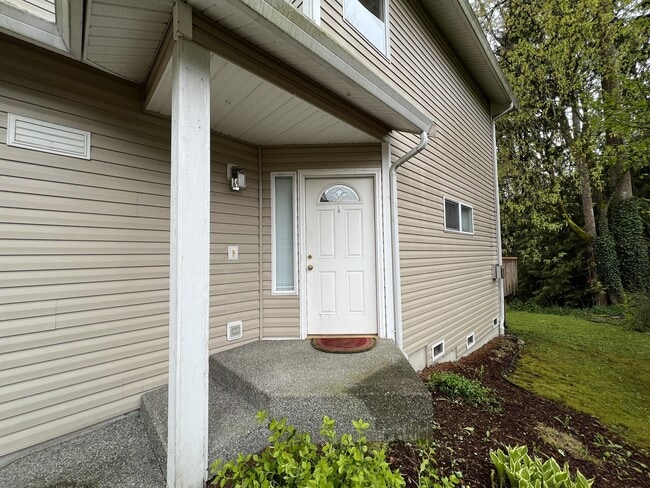 Foto del edificio - 414 91st Ave SE