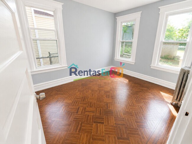 Building Photo - 69 Farley Ave