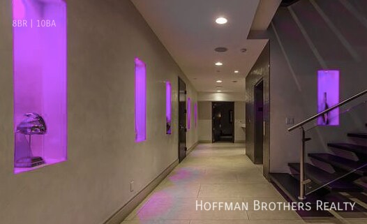 Building Photo - 6435 Weidlake Dr Los Angeles, CA 90068