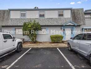 Building Photo - 7425 Daniel Webster Dr