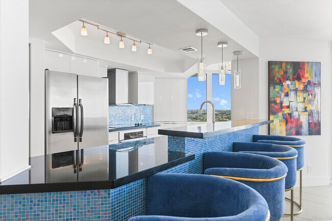 Foto del edificio - 550 S Ocean Blvd