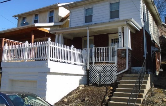 Primary Photo - 2021 Dartmore St