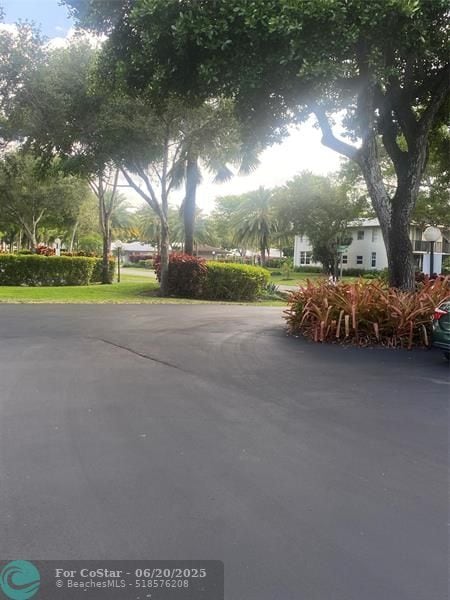 Foto del edificio - 4007 N Cypress Dr