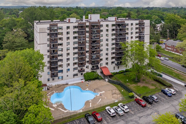 Building Photo - Executive Towers