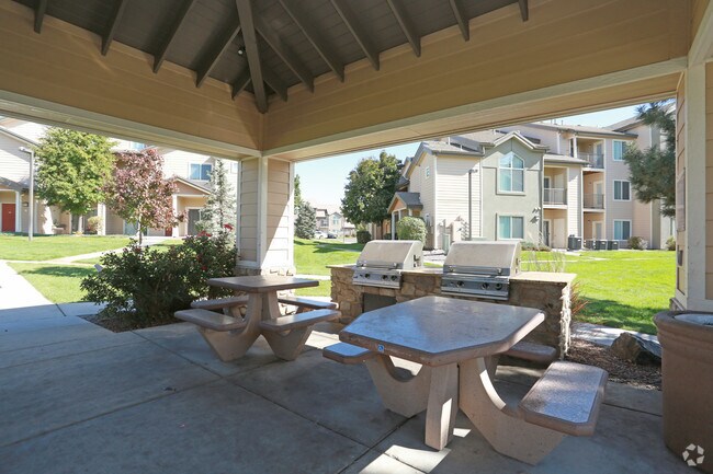 Redstone Ranch Apartments Apartments - Denver, CO | Apartments.com