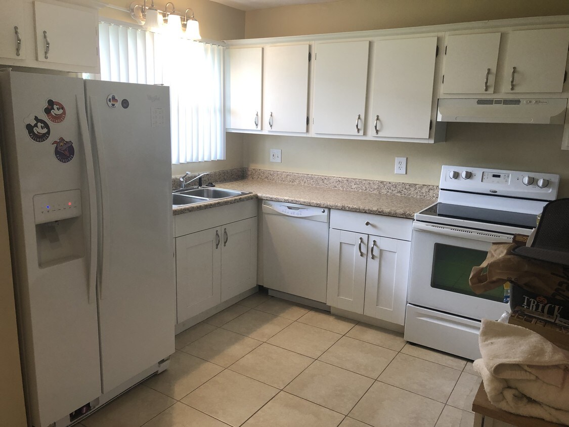 Foto principal - 1290 SE Parkview Pl