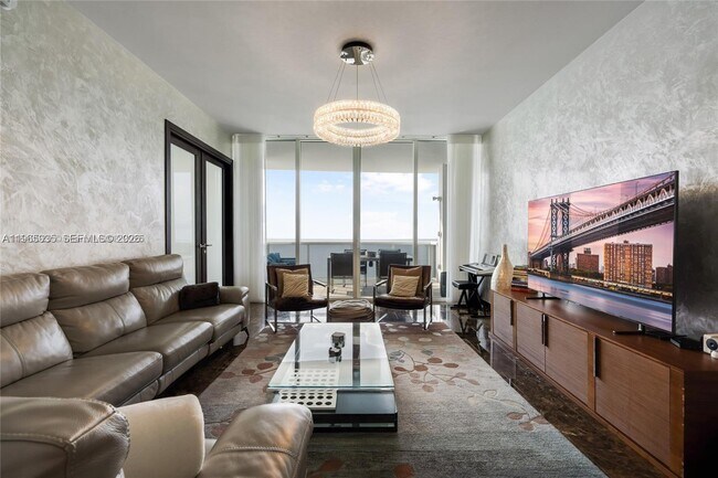 Building Photo - 18101 Collins Ave