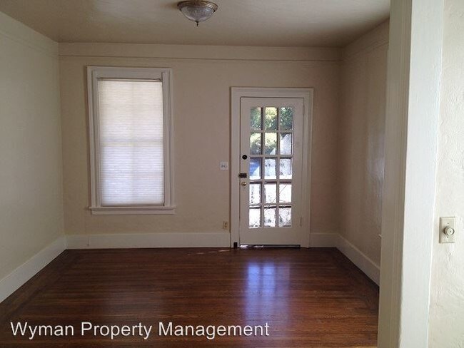 Foto del edificio - 1570 Oak St