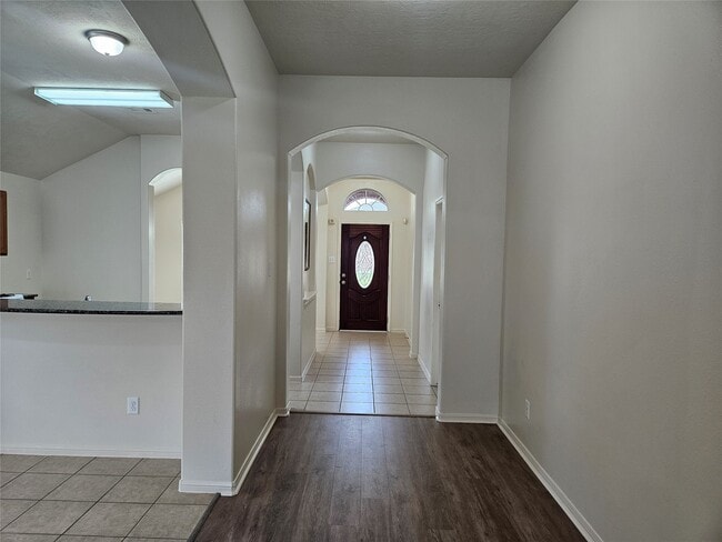 Building Photo - 9610 Sunflower Bluff Ln