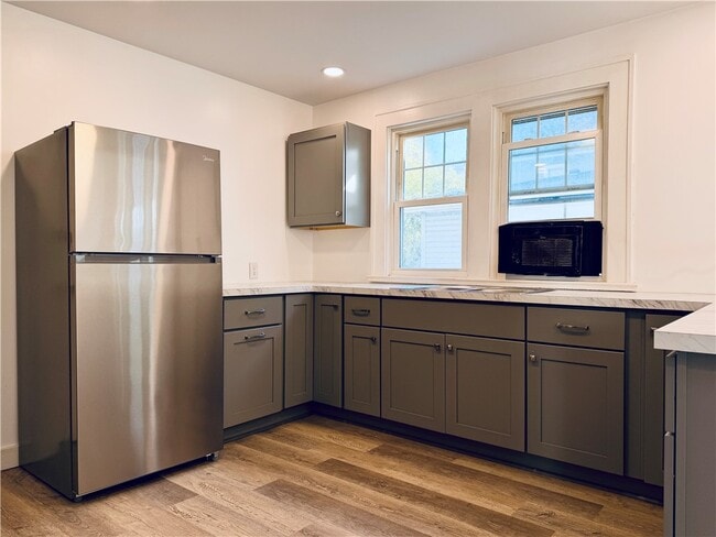 Building Photo - 34 Terrace Park