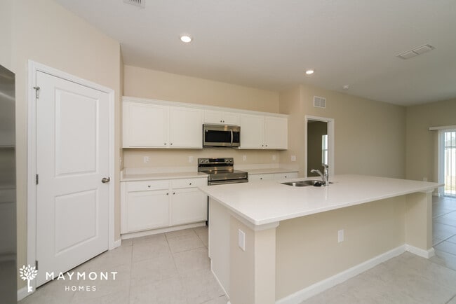 Building Photo - 347 Kenilworth Dr