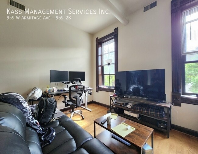 Foto del edificio - 959 W Armitage Ave