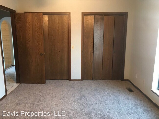 Building Photo - 3 br, 2 bath House - 1401 Saber Lane 1401