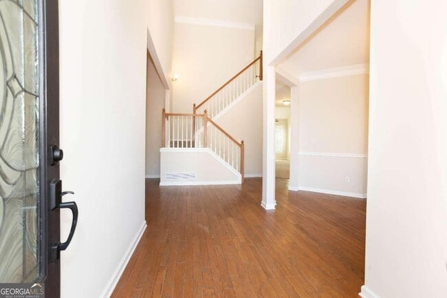 Building Photo - 1063 Chesterfield Pl
