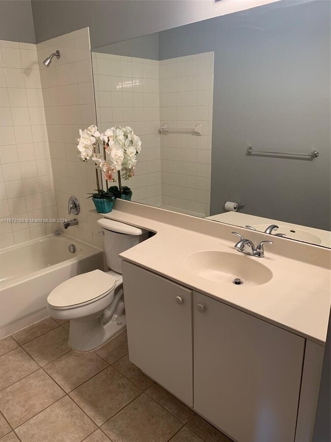 3569 Forest Hill Blvd Unit 114, Palm Springs, FL 33406 Condo for Rent