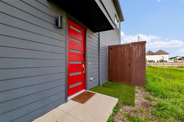 Foto del edificio - 2404 Merlin St