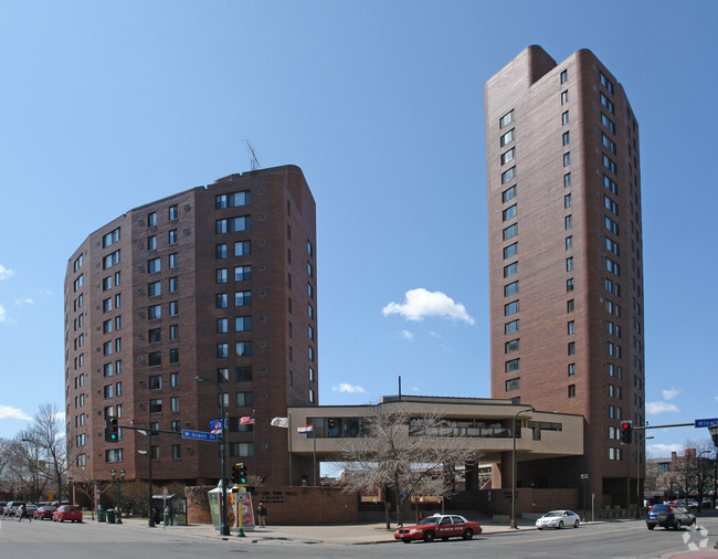 Building Photo - Nicollet Towers