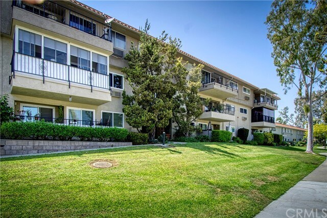 Building Photo - 2381 Via Mariposa W