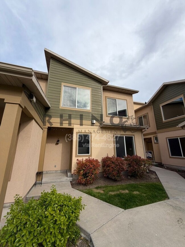 Building Photo - 3673 Lilac Heights Dr