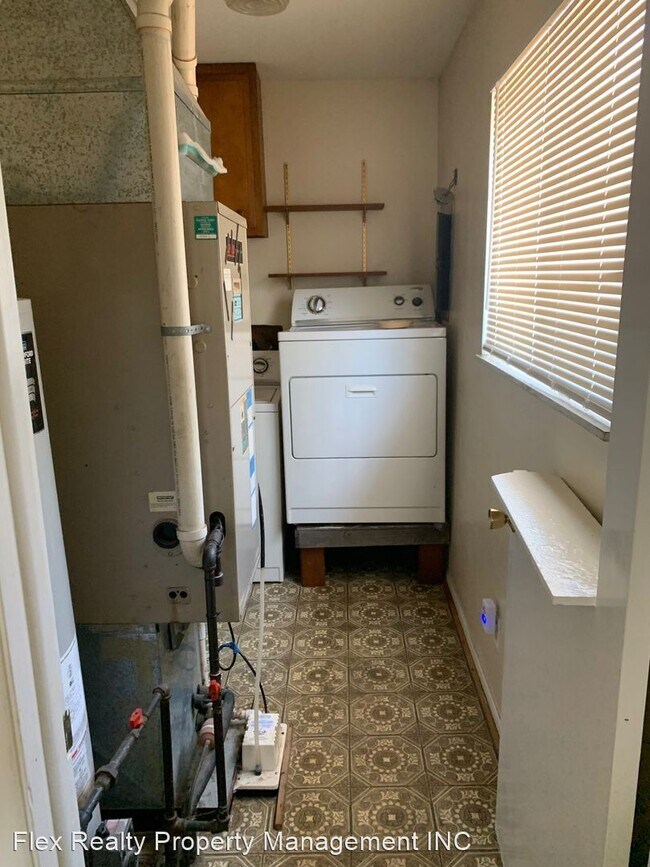 Foto del edificio - 3 br, 1 bath House - 1124 NORTHVILLE