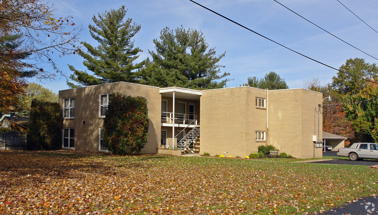 Building Photo - 3930 Tod Ave