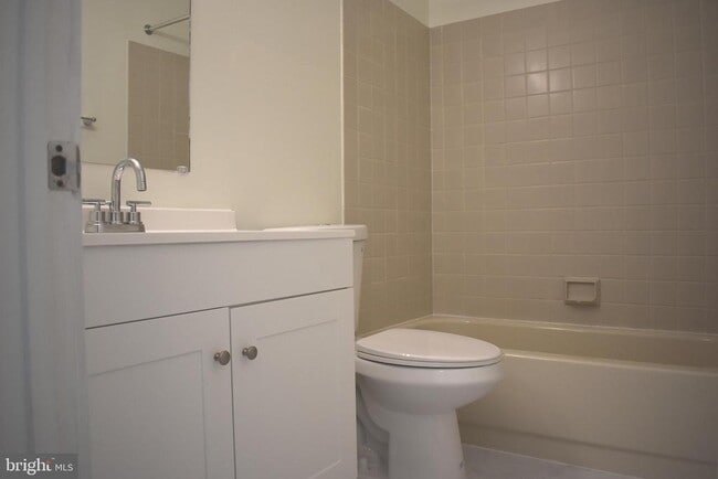 Building Photo - 1602 Seneca Run