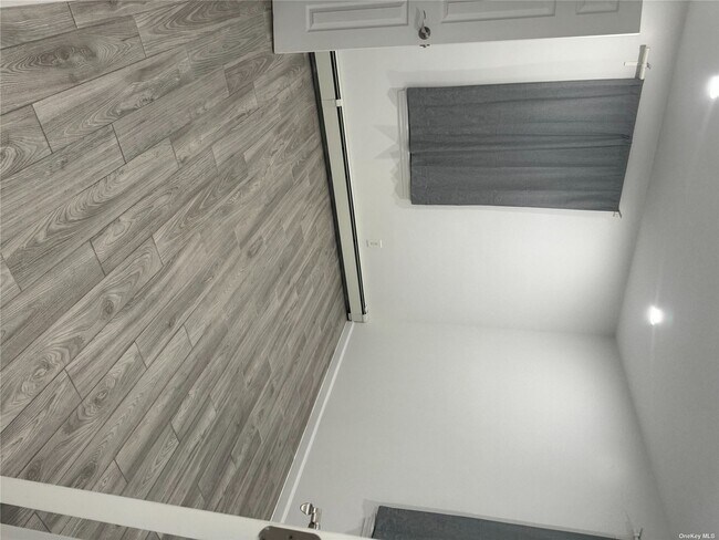 Foto del edificio - 45-21 169th St