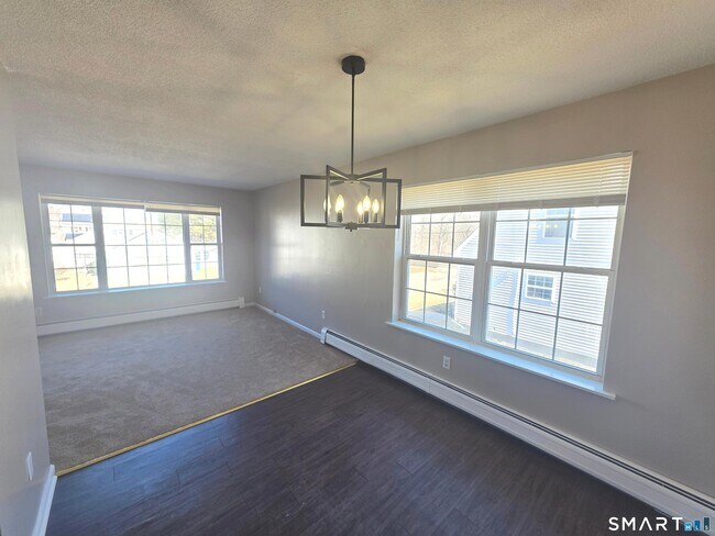 Foto del edificio - 15 Mc Donald Ave