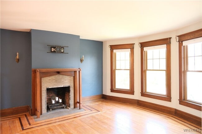 Building Photo - 422 Huntington Ave