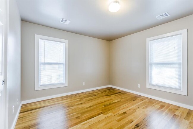 Foto del edificio - 109 N 9th St