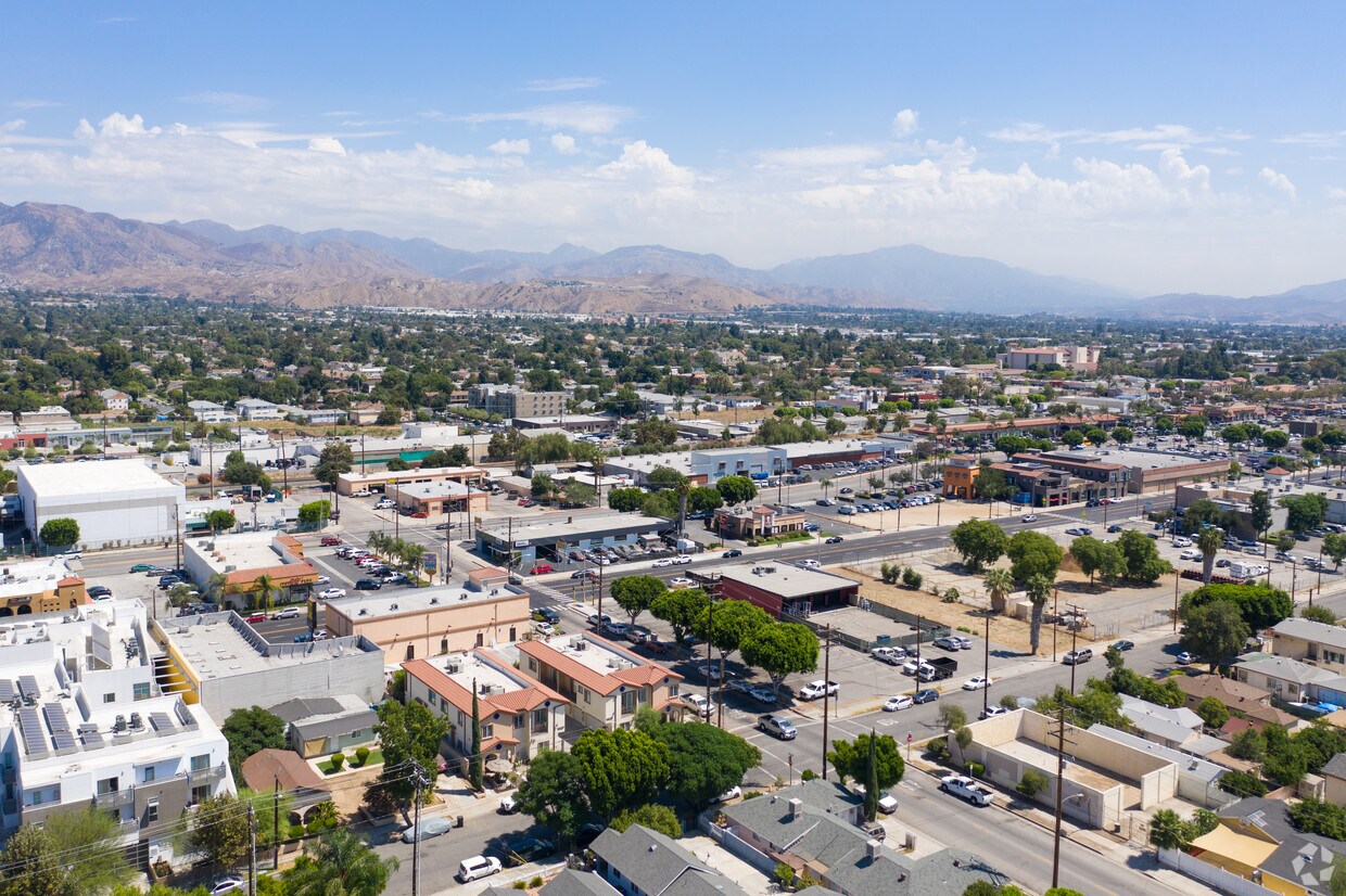14011407 Celis St, San Fernando, CA 91340 Townhomes for Rent San