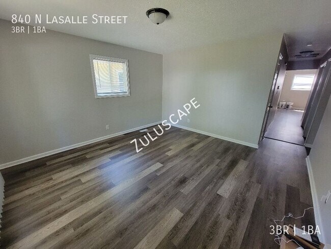 Foto del edificio - 840 Lasalle St