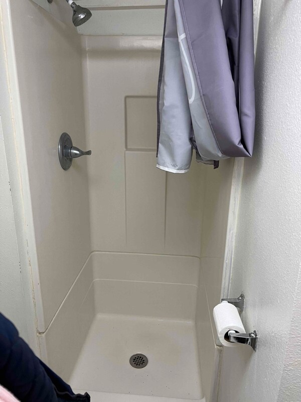 Building Photo - 422.5 E Overland