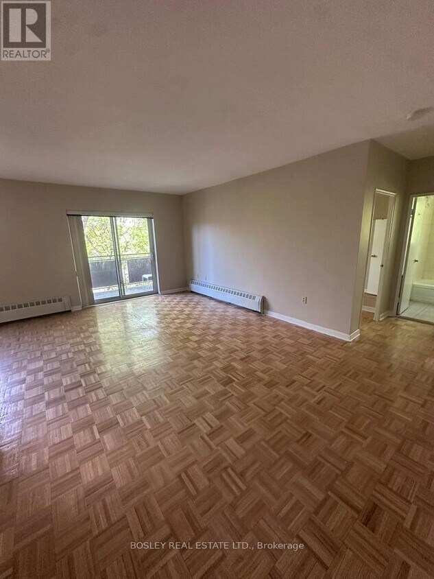 Photo principale - 601-972 EGLINTON Ave